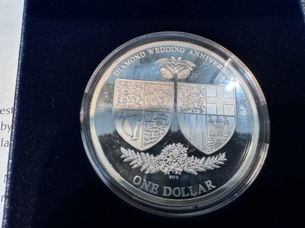 2007 Royal Wedding Anniversary 1oz Silver Proof Coin - Image 4