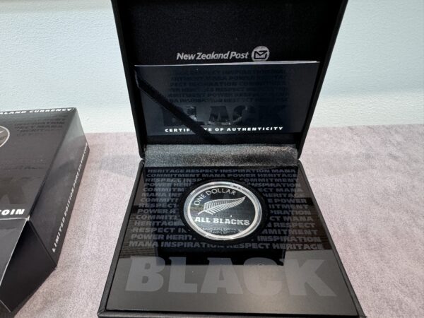 New Zealand - 2011 - Silver Dollar Proof Coin - All Blacks - Silver Fern