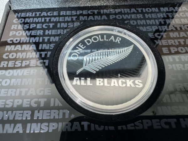 New Zealand - 2011 - Silver Dollar Proof Coin - All Blacks - Silver Fern - Image 8
