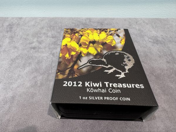 2012 - Silver Dollar Proof Coin - Kiwi Treasures - Image 3