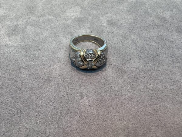 18k 18ct 750 Gold Diamond Ring 13.23g - Image 3