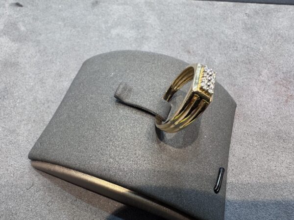 18k 18ct 750 Gold Ring 3.85g - Image 9