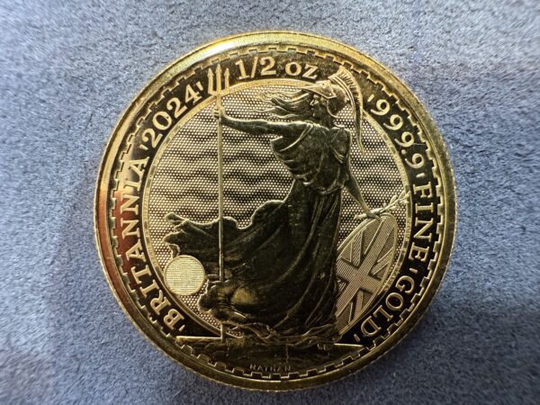 1/2oz The Royal Mint Britannia Fine Gold Coin – King Charles III Effigy 999.9