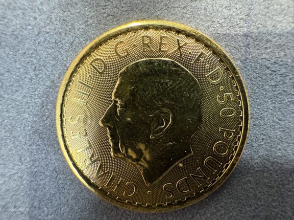 1/2oz The Royal Mint Britannia Fine Gold Coin – King Charles III Effigy 999.9 - Image 3