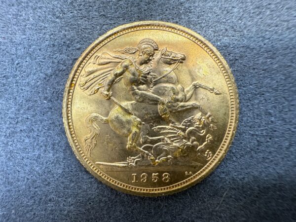 1958 Queen Elizabeth II Gold Full Sovereign Coin