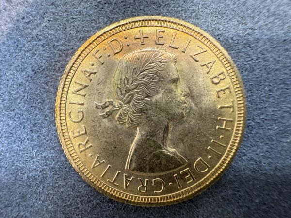 1958 Queen Elizabeth II Gold Full Sovereign Coin - Image 3