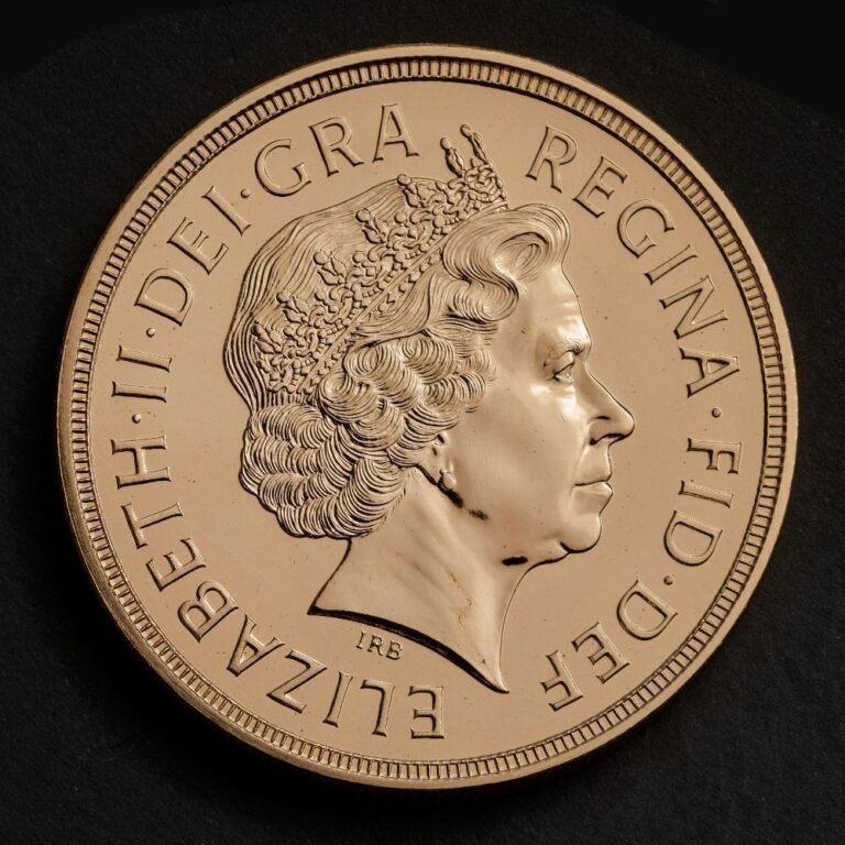 2011 Elizabeth II Full Gold Sovereign Coin