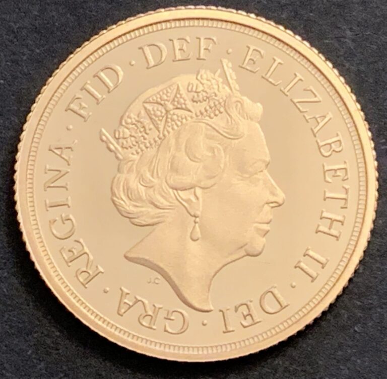 2015 Elizabeth II Quarter Gold Sovereign Coin